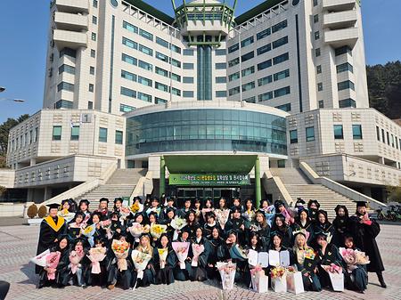 뷰티케어학과 졸업식